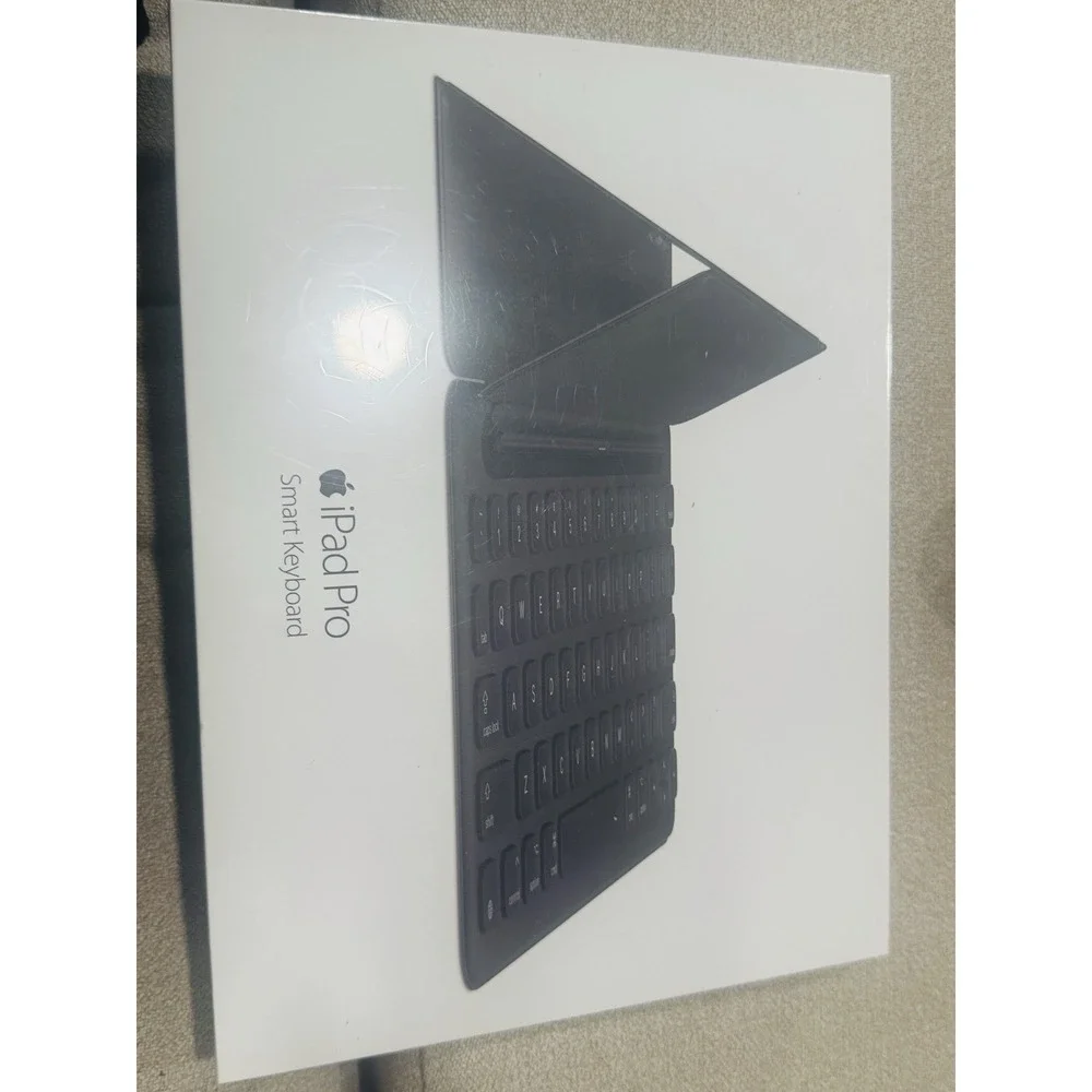 Apple Smart Keyboard for iPad Pro 9.7